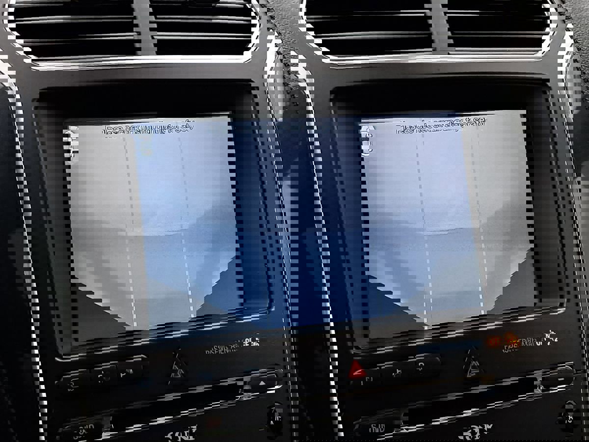 Used 2017 Ford Explorer Limited w/ Equipment Group 301A FWD image 20