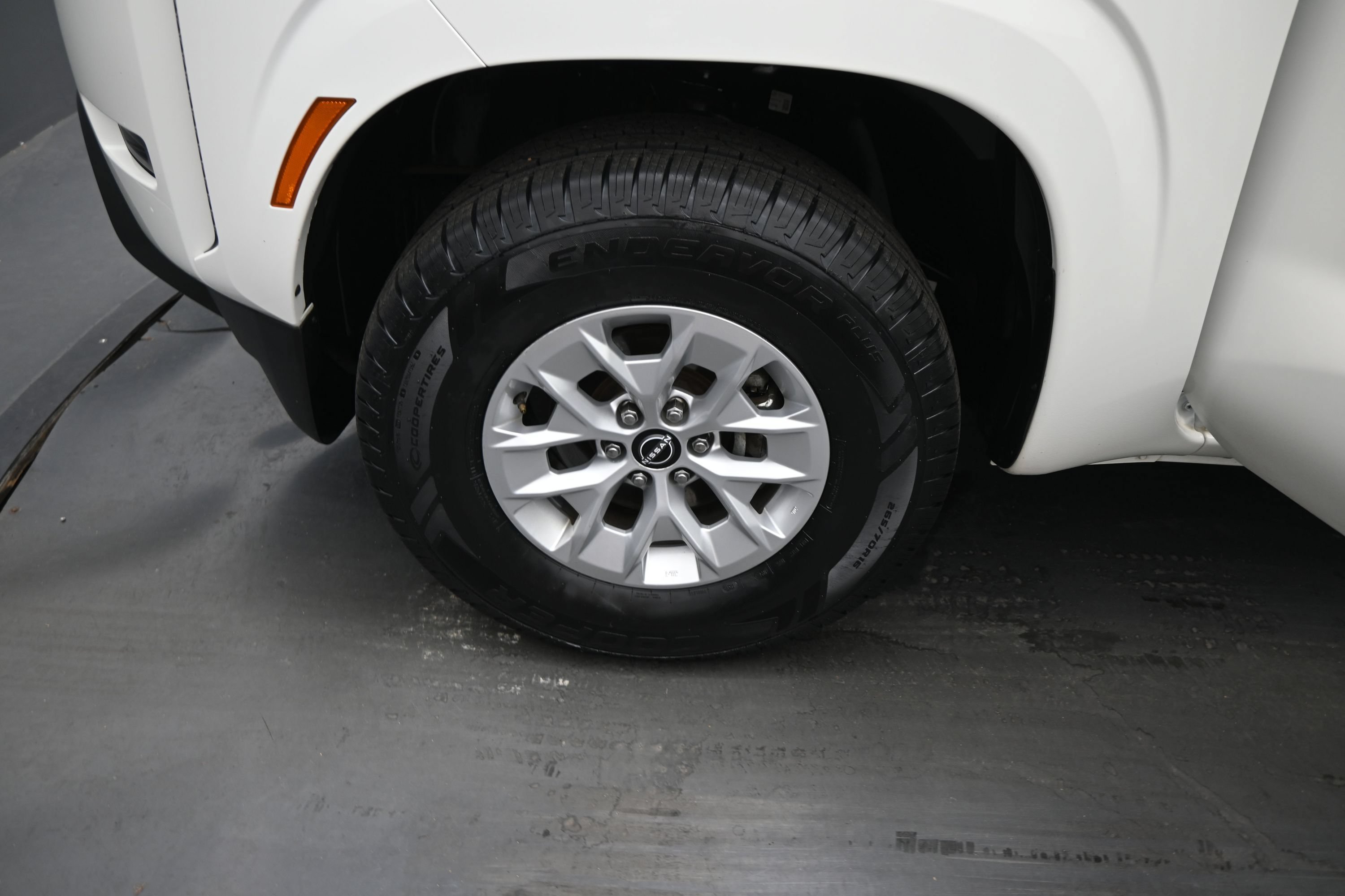 Used 2024 Nissan Frontier SV RWD image 21