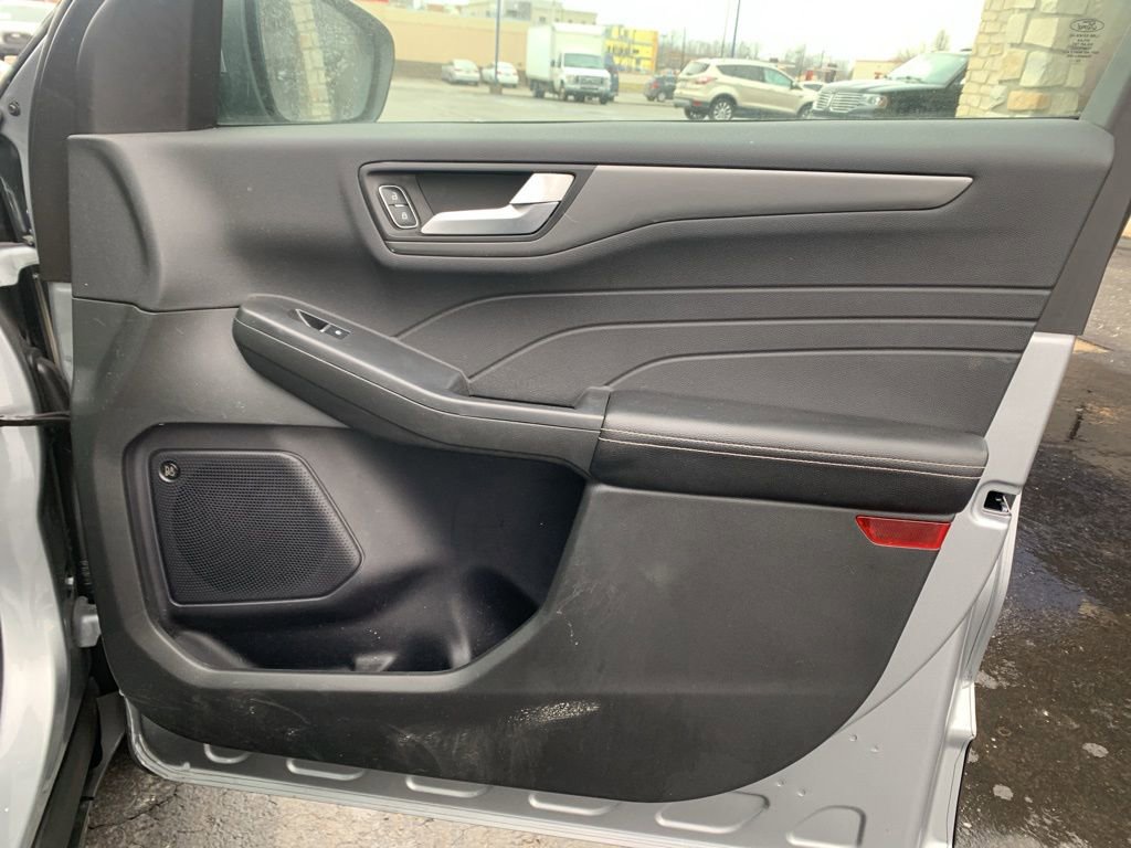 Used 2023 Ford Escape Active w/ Tech Pack #2 image 18