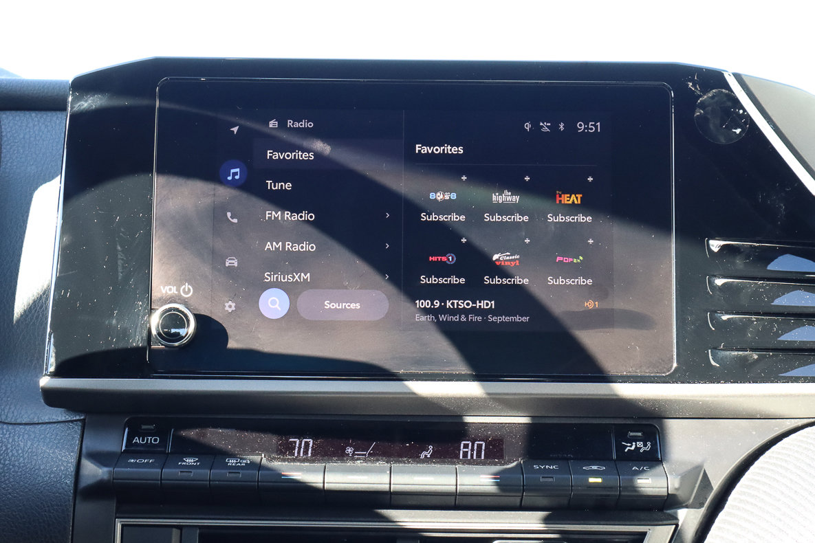 Used 2025 Toyota Camry SE image 22