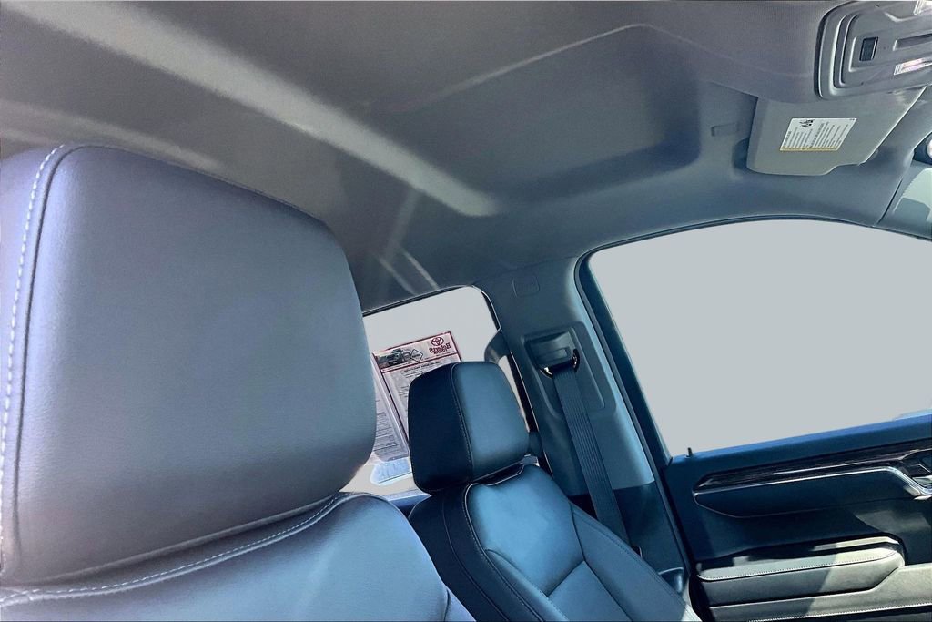 Used 2024 GMC Sierra 1500 Elevation w/ Elevation Premium Package image 28
