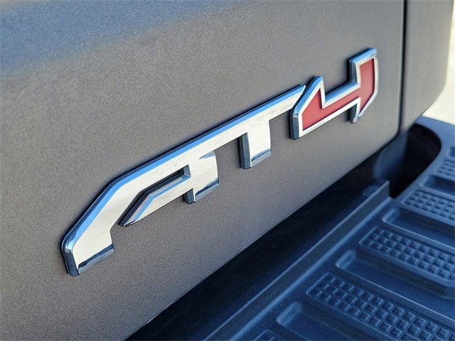 Used 2021 GMC Sierra 1500 AT4 w/ AT4 Premium Package image 11