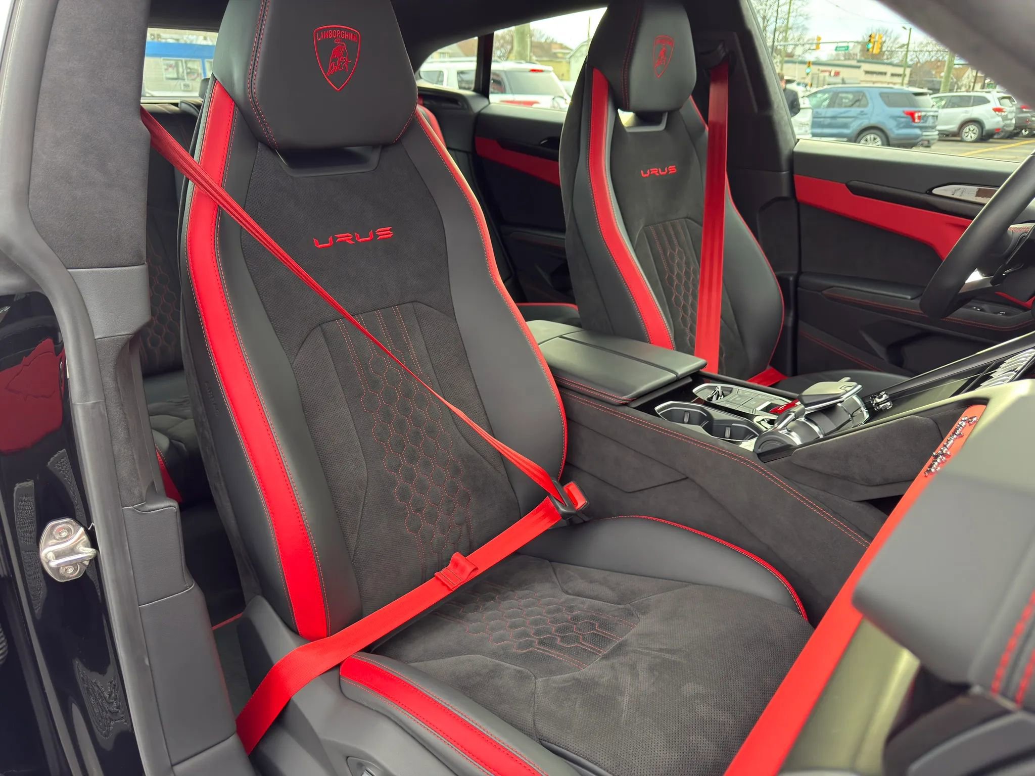Used 2024 Lamborghini Urus S image 68