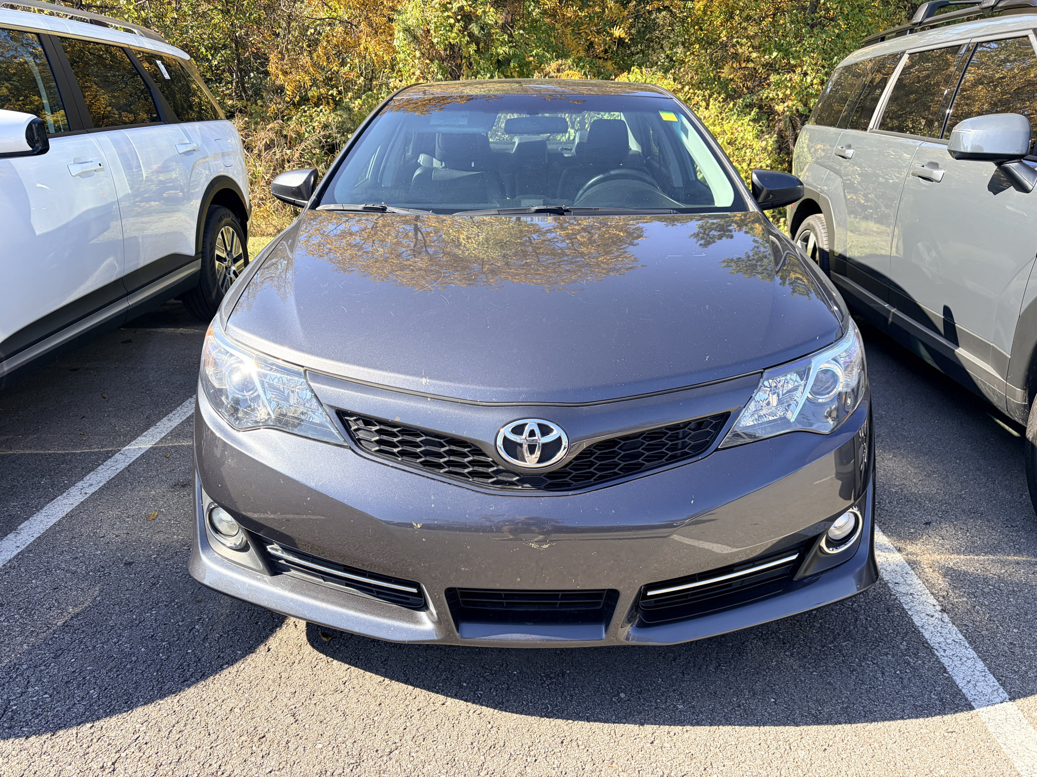 Used 2014 Toyota Camry SE FWD image 8