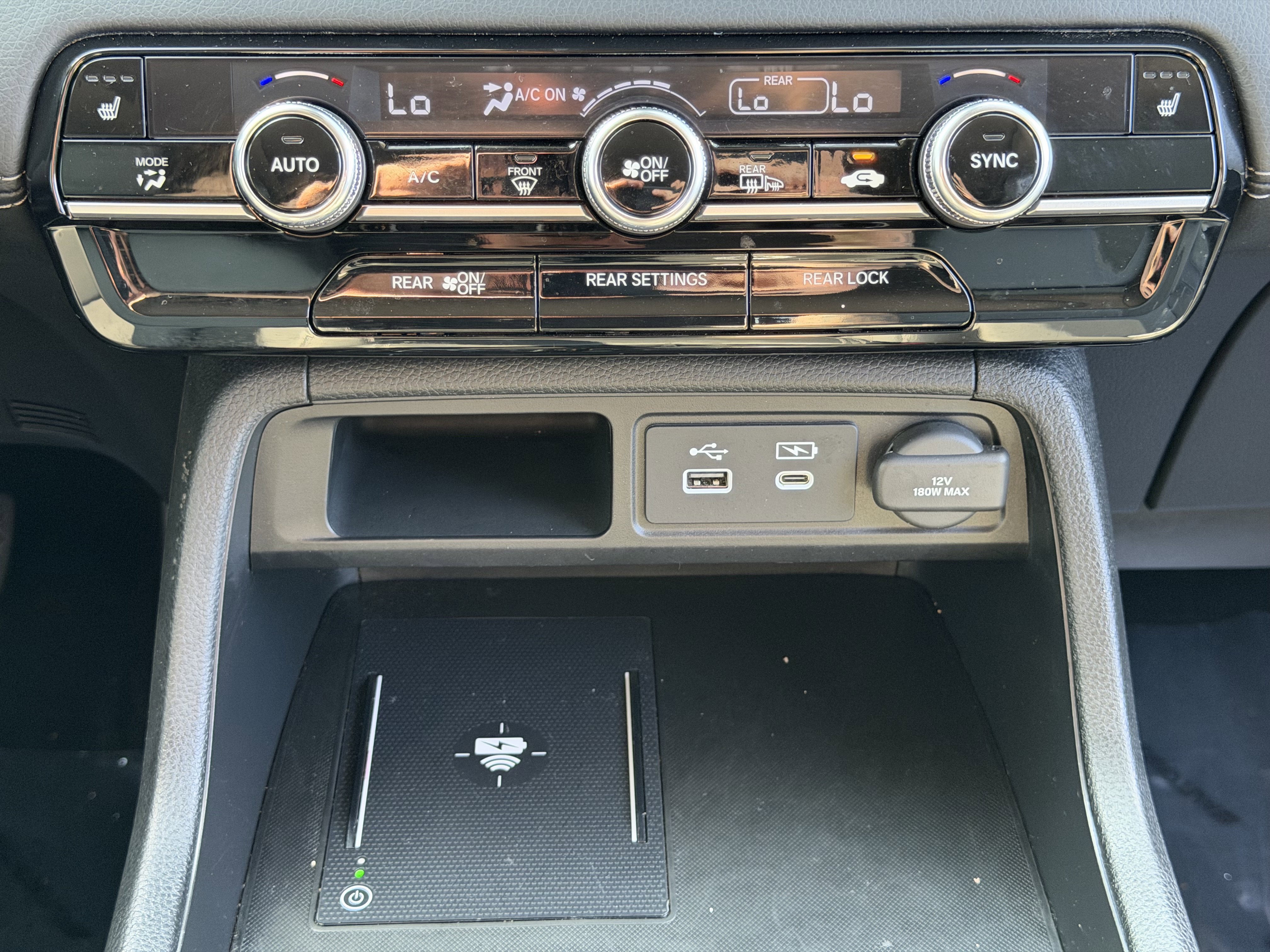 Used 2025 Honda Pilot Touring image 23