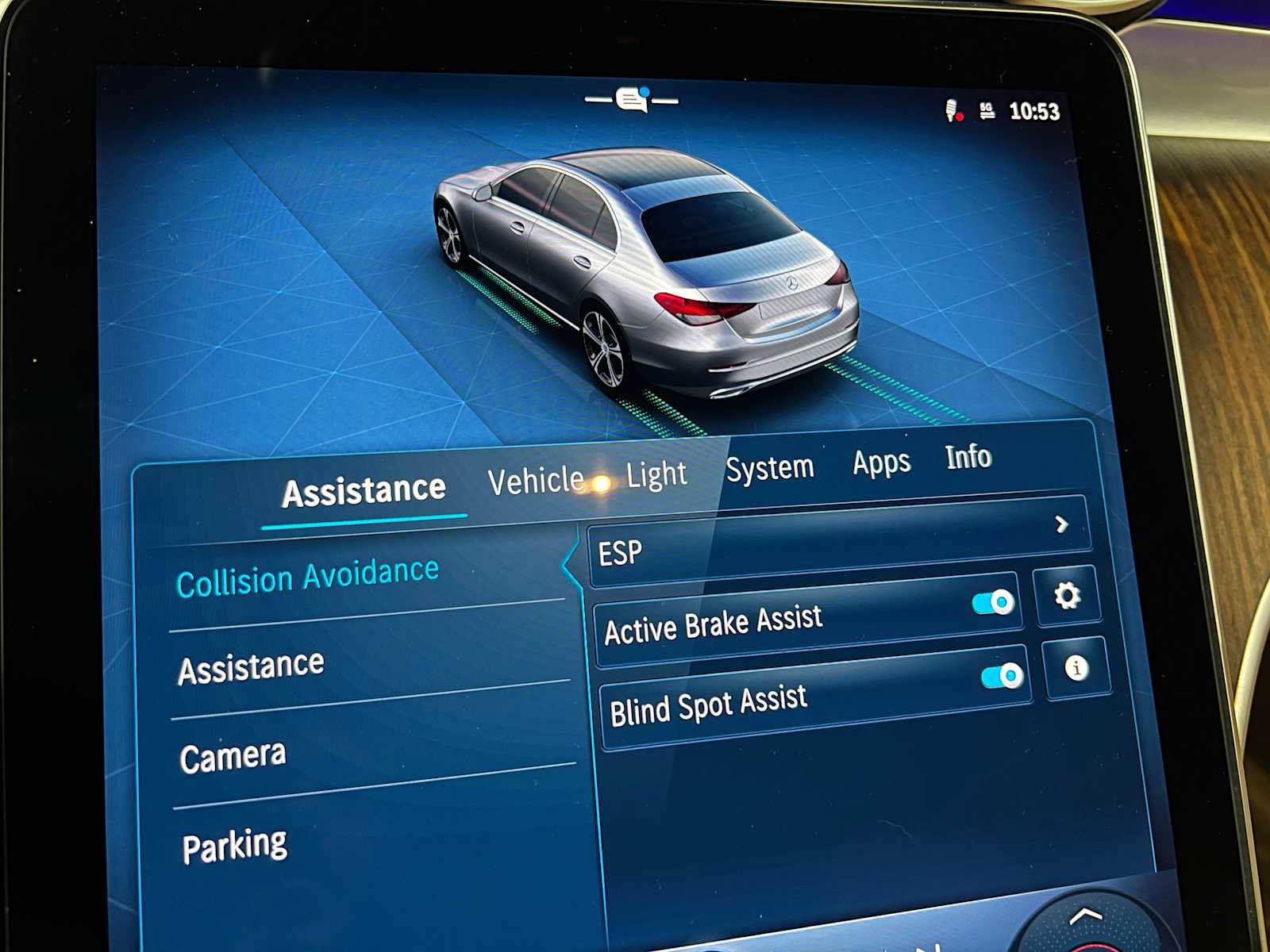 Used 2025 Mercedes-Benz C 300 4MATIC Sedan image 34