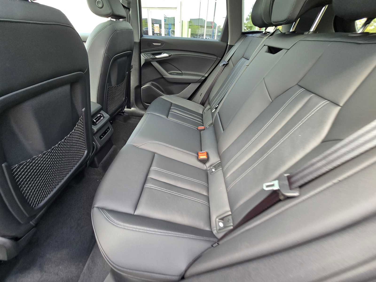 New 2025 Audi Q6 e-tron Premium Plus image 21