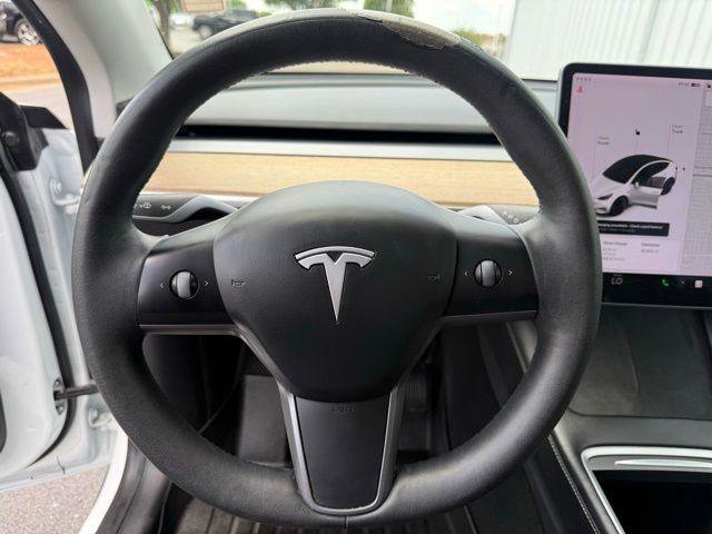 Used 2021 Tesla Model Y Long Range AWD/4WD image 7