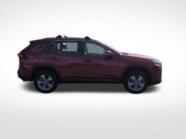 Certified 2022 Toyota RAV4 XLE w/ Convenience Package image 4
