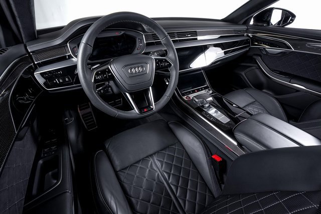 Used 2024 Audi S8 w/ S8 Comfort Plus Package image 29