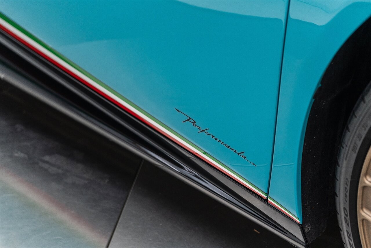 Used 2019 Lamborghini Huracan Performante AWD/4WD image 26
