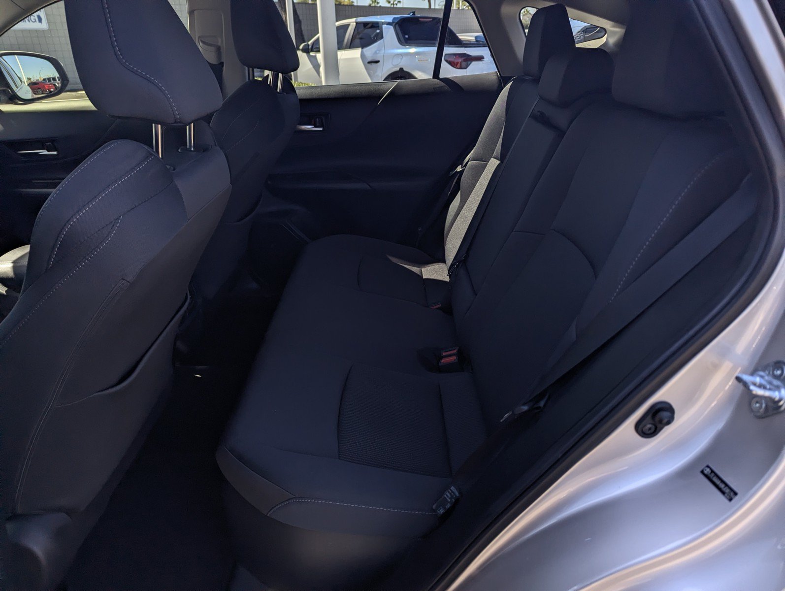 Used 2021 Toyota Venza LE w/ Carpet Mat Package (TMS) AWD/4WD image 8