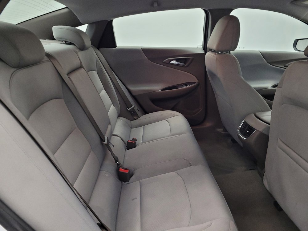 Used 2023 Chevrolet Malibu LT image 19
