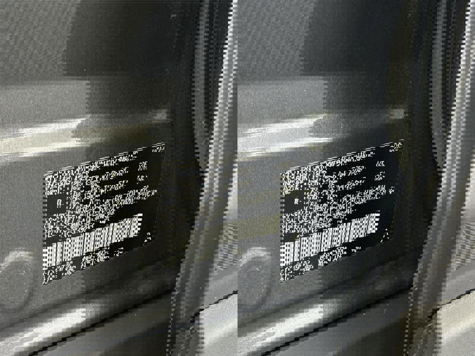 Used 2025 Toyota RAV4 LE image 30