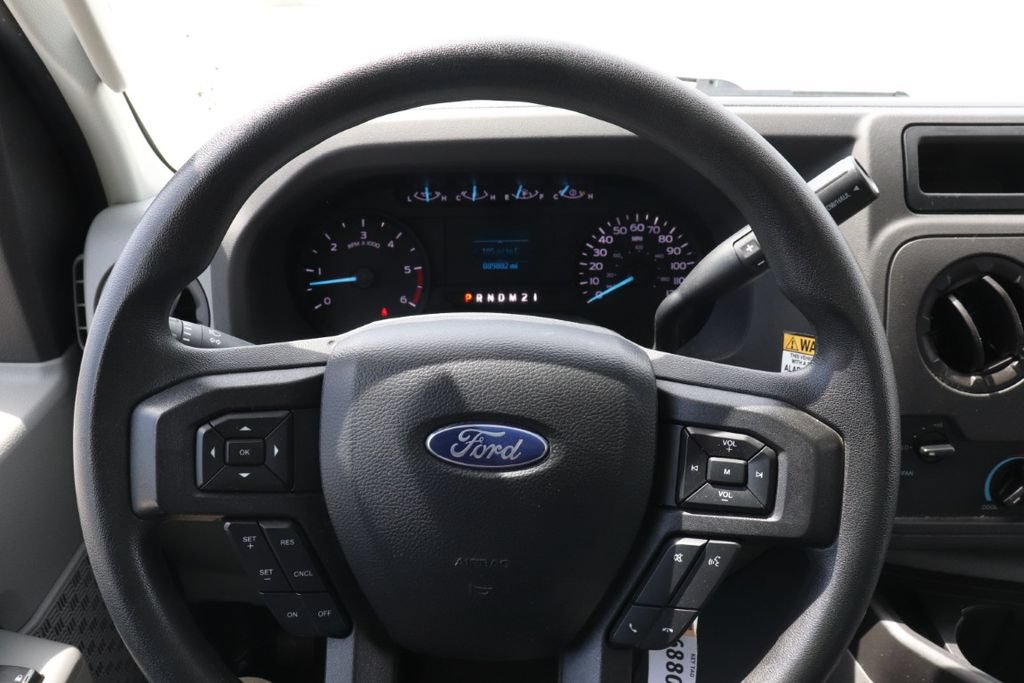 Used 2023 Ford E-450 and Econoline 450 Super Duty RWD image 19