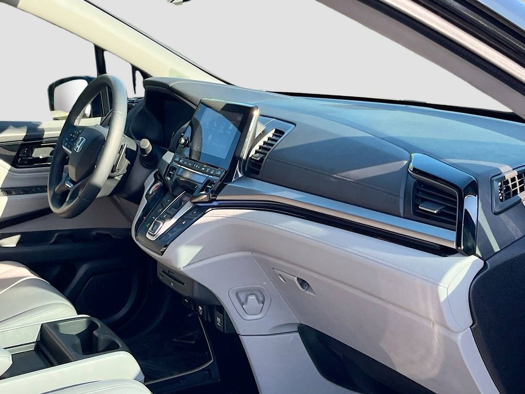 Used 2023 Honda Odyssey Touring image 33
