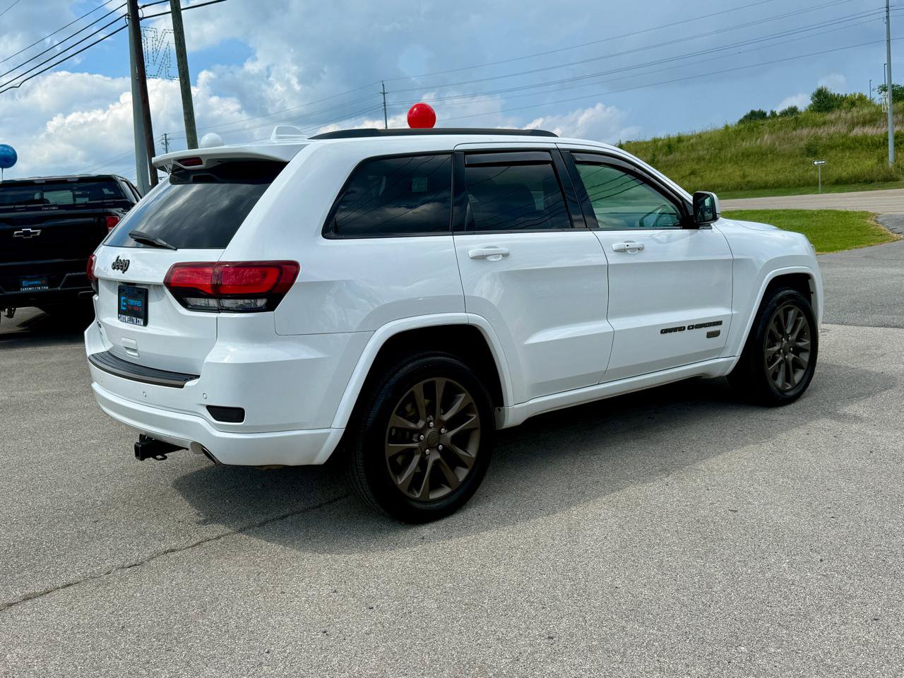 Used 2017 Jeep Grand Cherokee Limited 75th Anniversary AWD/4WD image 4