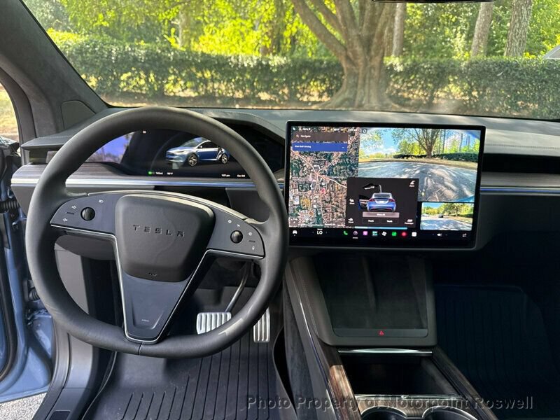 Used 2026 Tesla Model X AWD/4WD image 18