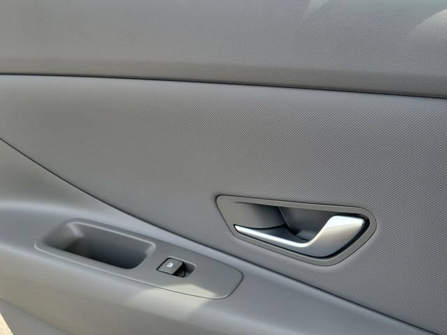New 2026 Hyundai Elantra Sport FWD image 23