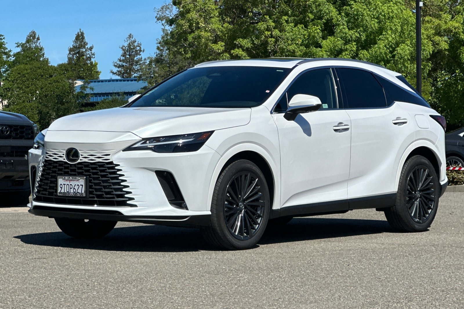 Used 2025 Lexus RX 350h w/ Convenience Package AWD/4WD image 8