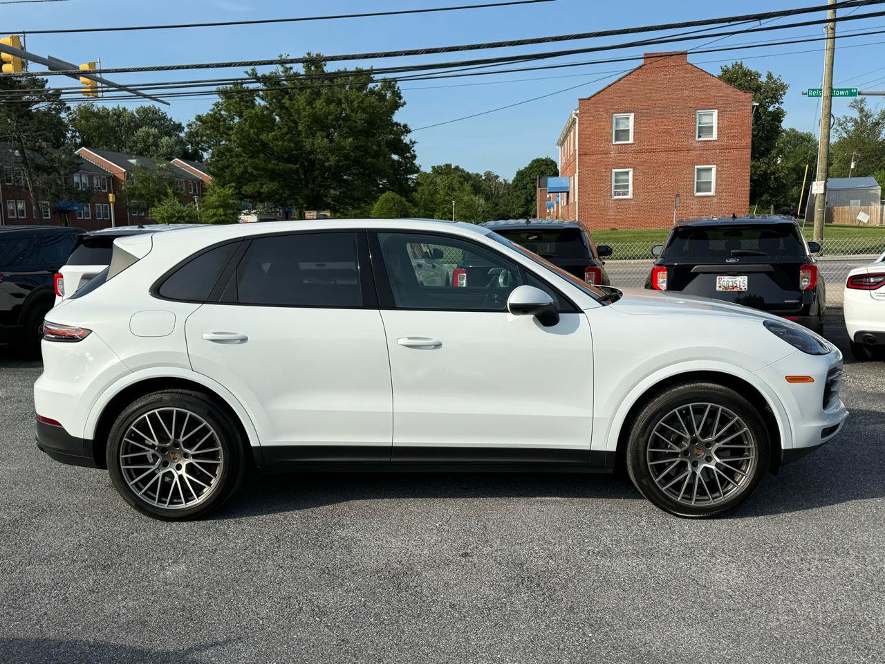 Used 2022 Porsche Cayenne Platinum Edition AWD/4WD image 10