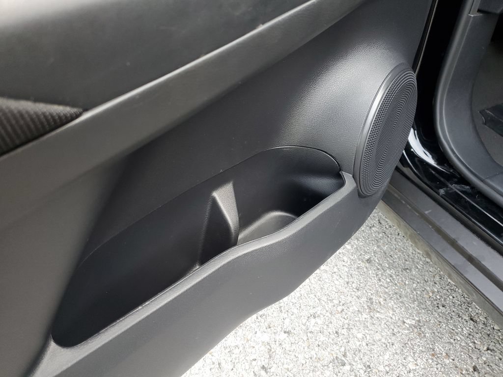 Certified 2025 Nissan Kicks Play S FWD image 17
