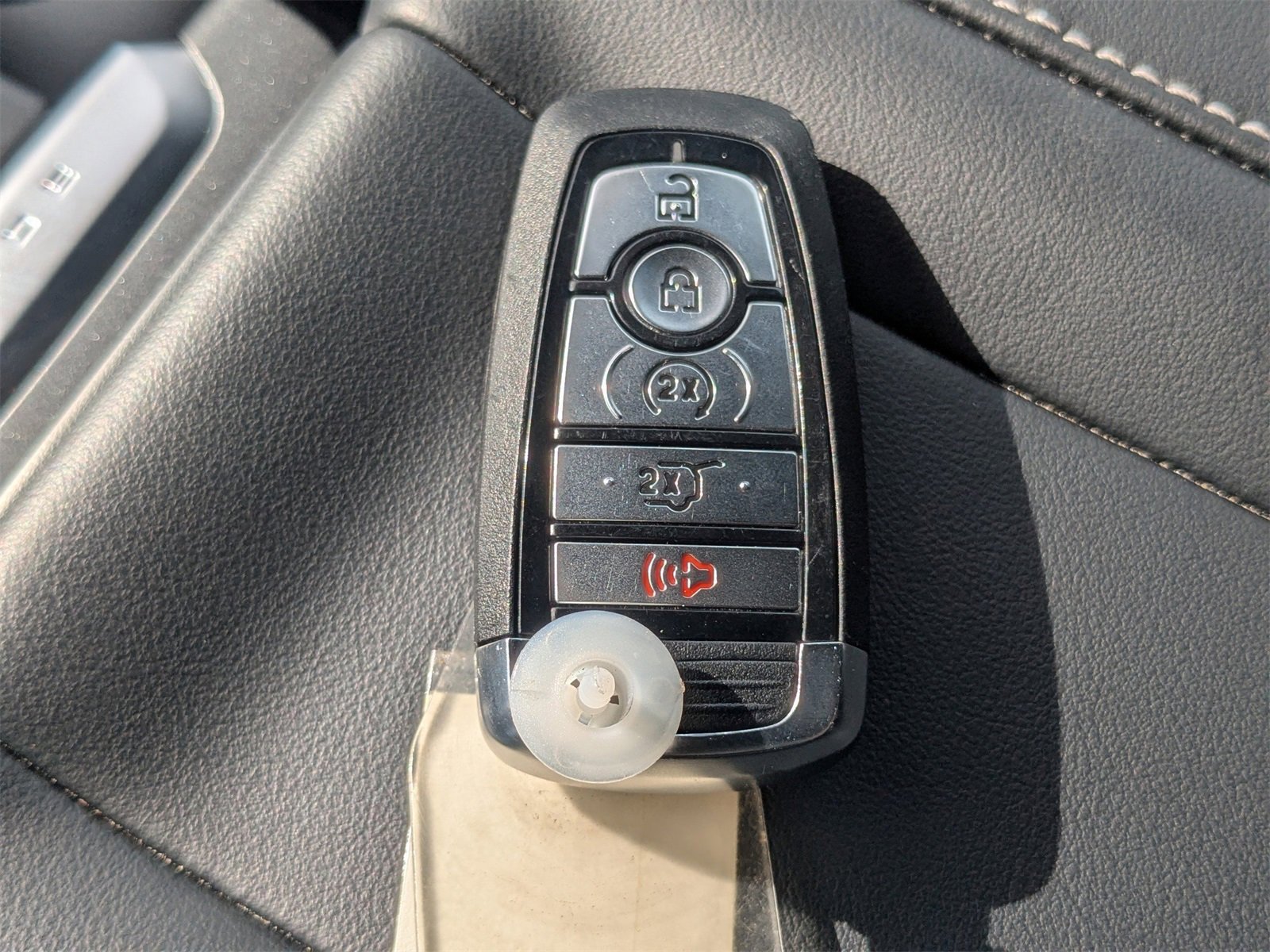 Used 2025 Ford Expedition Max Platinum w/ Stealth Performance Package image 32