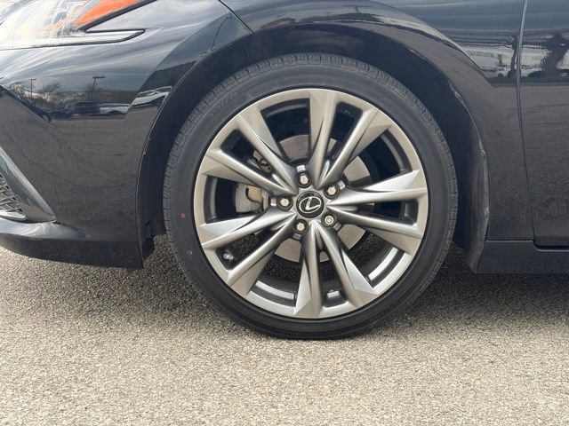 Used 2019 Lexus ES 350 F Sport w/ Accessory Package 2 image 9