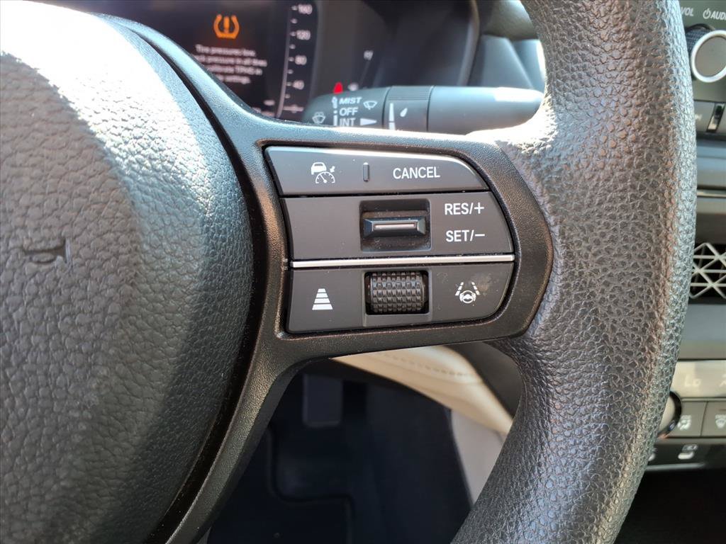 Used 2024 Honda Accord EX image 23