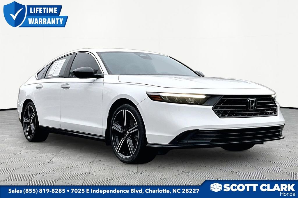 Used 2023 Honda Accord Sport image 1