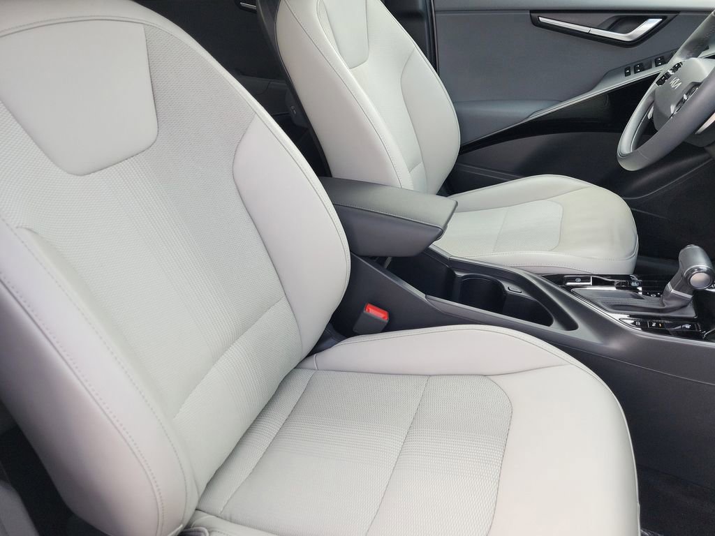 Certified 2023 Kia Niro EX Touring image 21