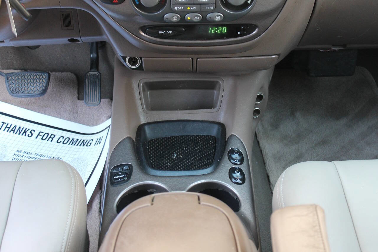 Used 2003 Toyota Sequoia Limited RWD image 41