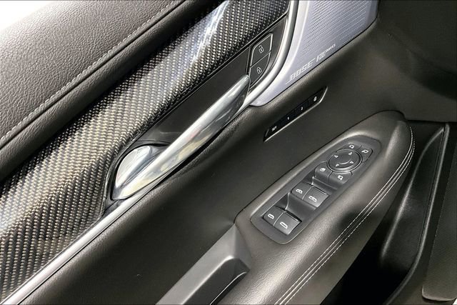 Used 2023 Cadillac XT6 Sport w/ Technology Package image 36