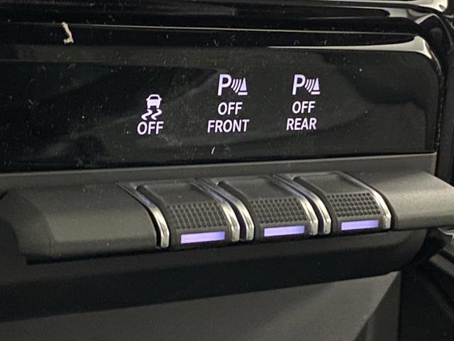 New 2026 RAM 1500 4x4 Crew Cab image 31