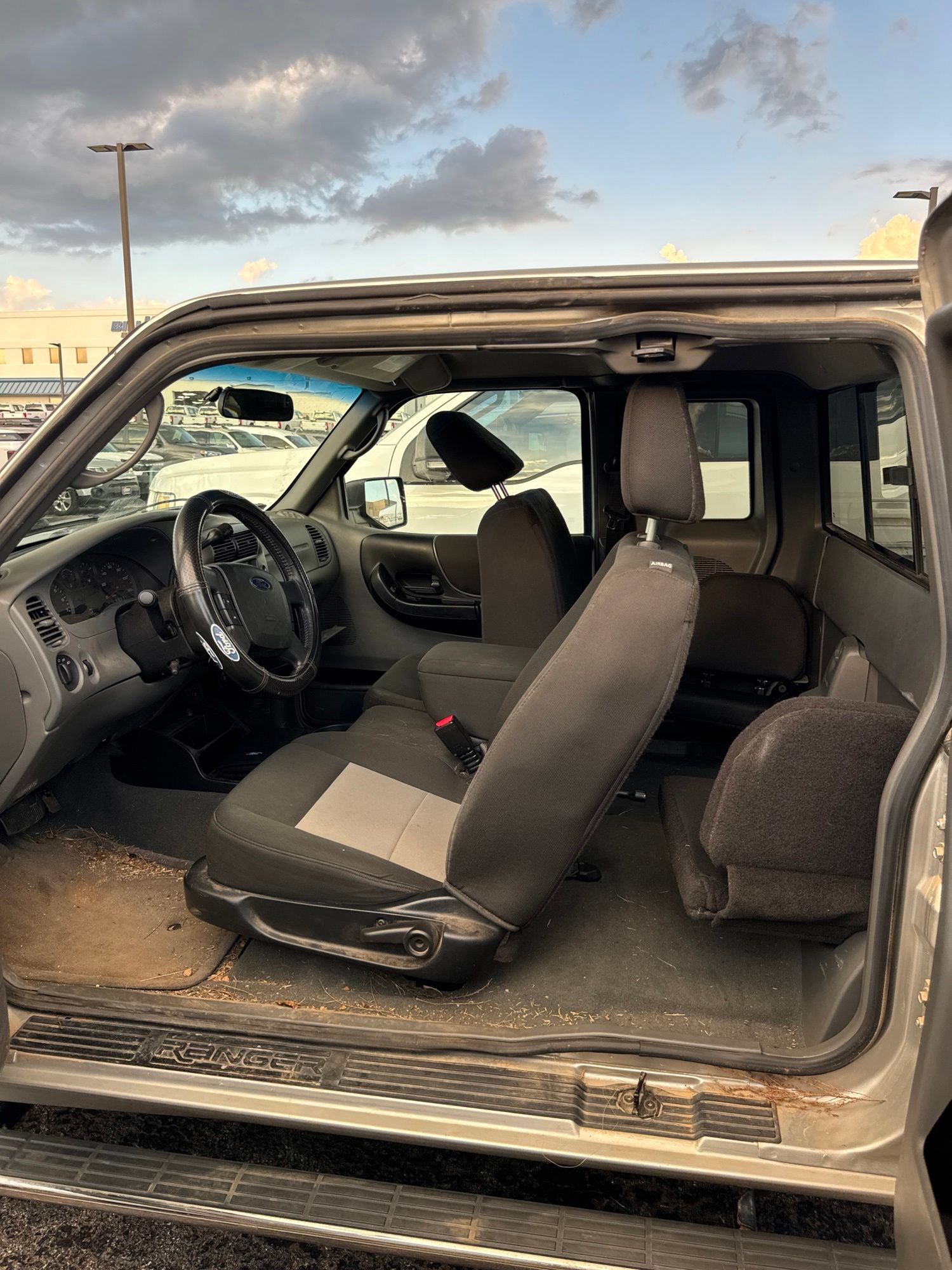 Used 2010 Ford Ranger XLT AWD/4WD image 8