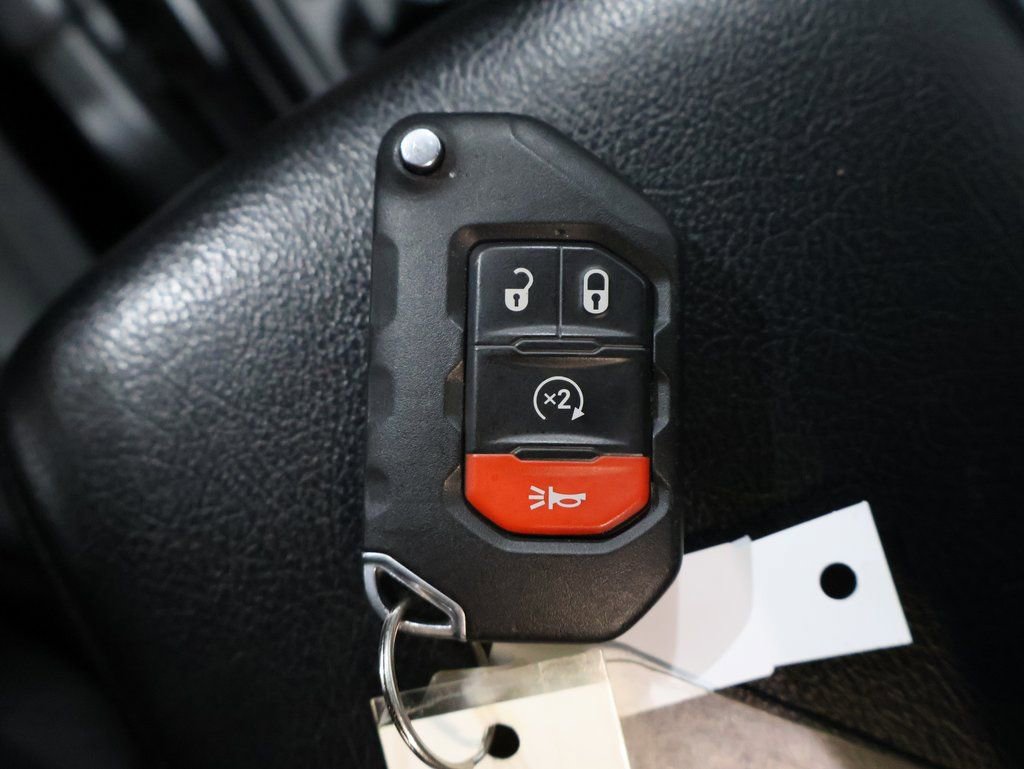 Used 2021 Jeep Wrangler Sport S image 22