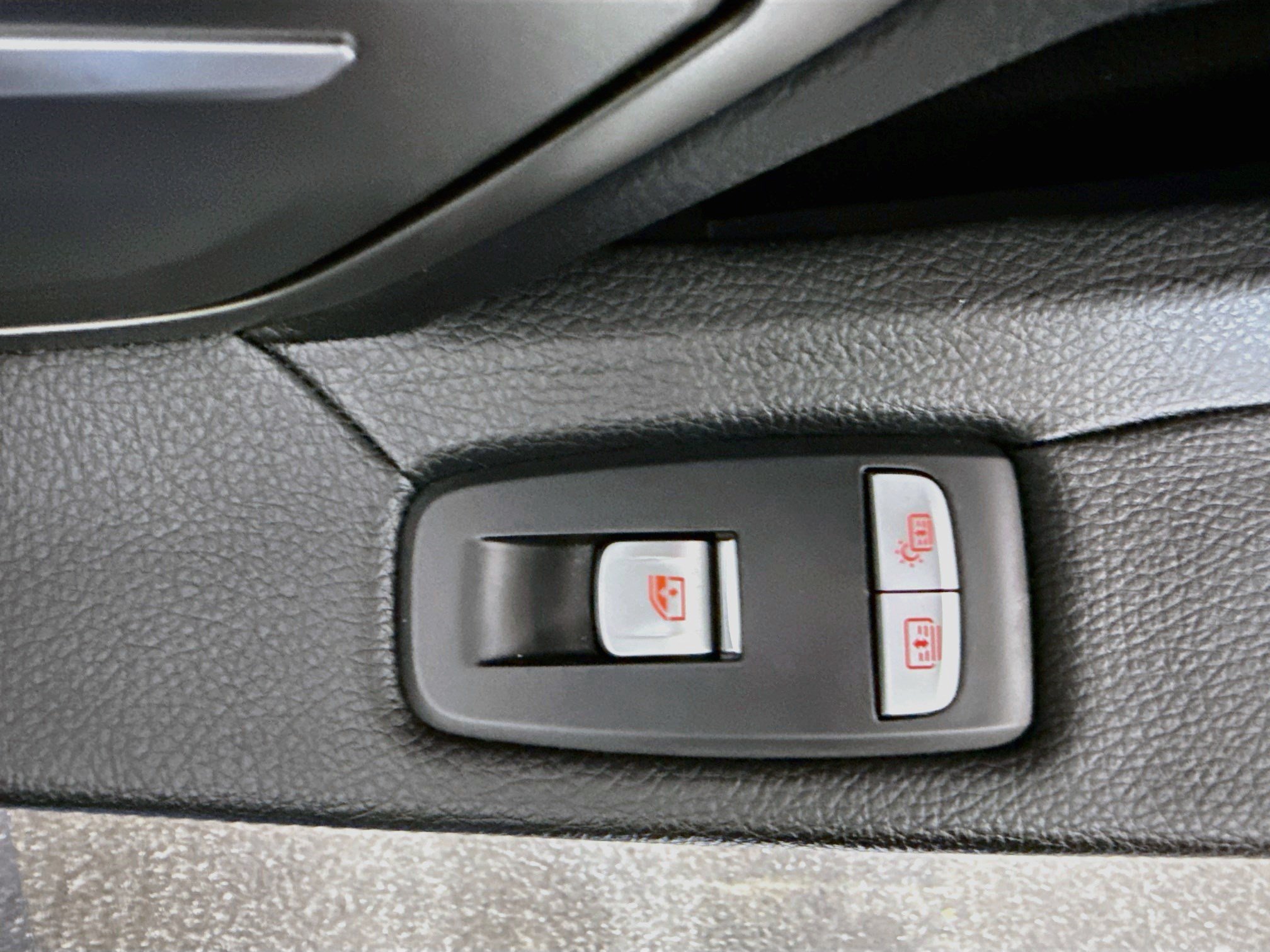 Used 2022 BMW 740i RWD image 31