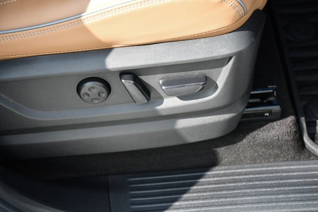 Used 2025 INFINITI QX80 Luxe AWD/4WD image 32
