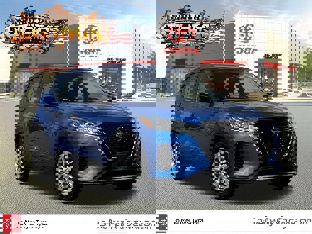 Used 2021 Nissan Kicks S image 1