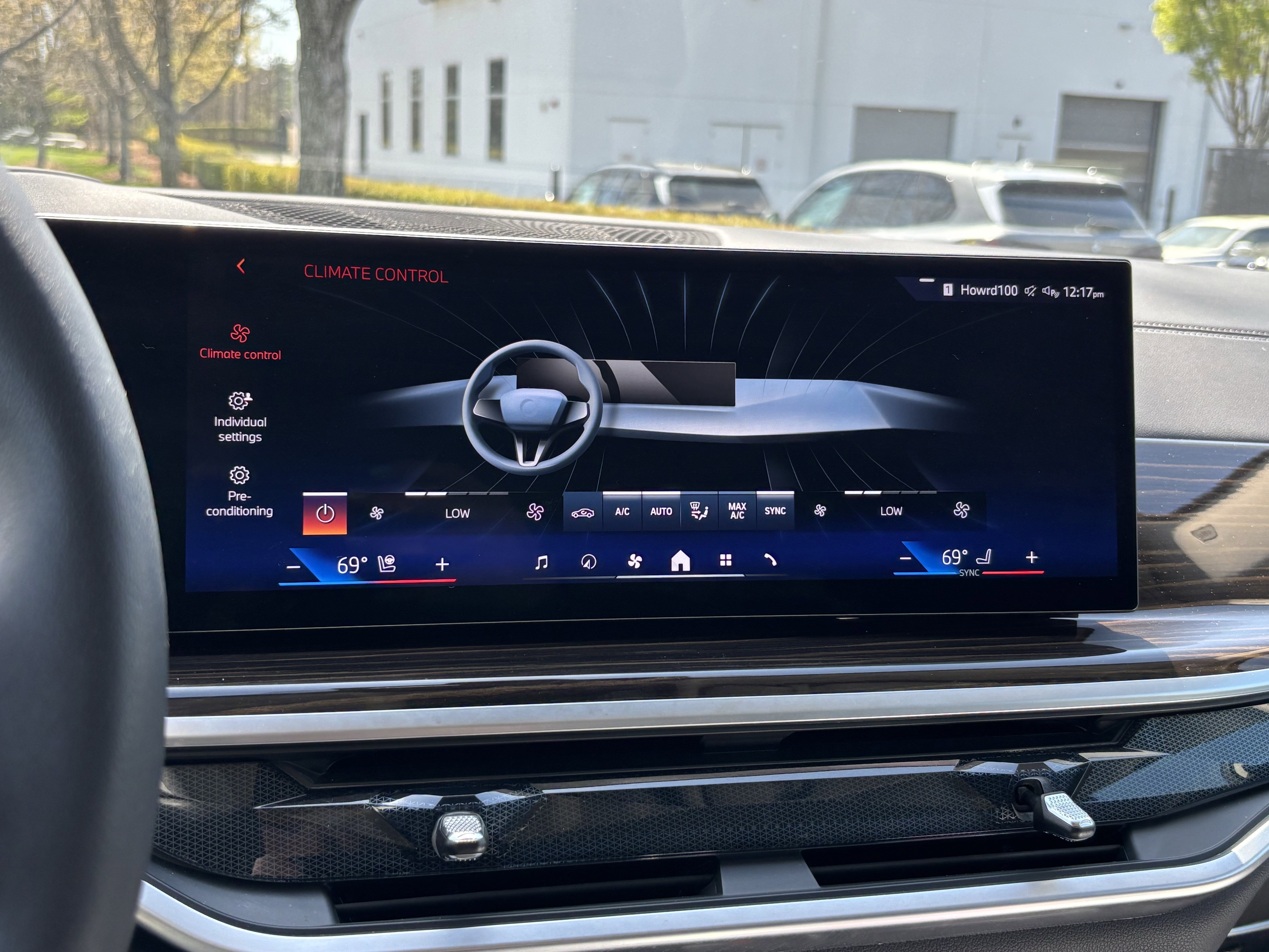 Certified 2025 BMW X7 xDrive40i image 29