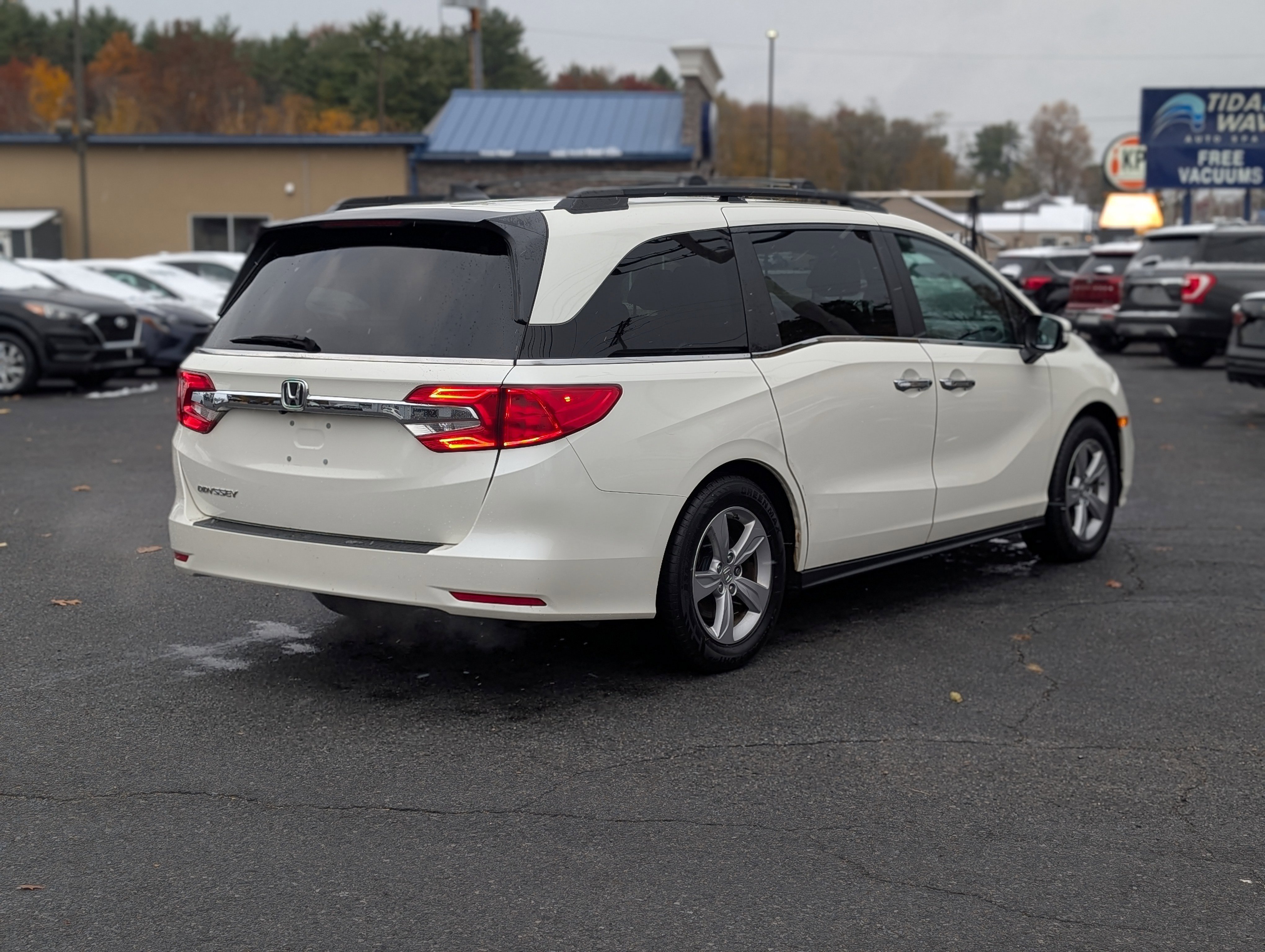 Used 2019 Honda Odyssey EX-L image 11