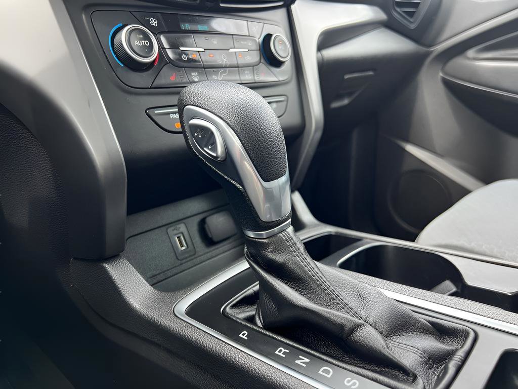 Used 2018 Ford Escape SE image 49