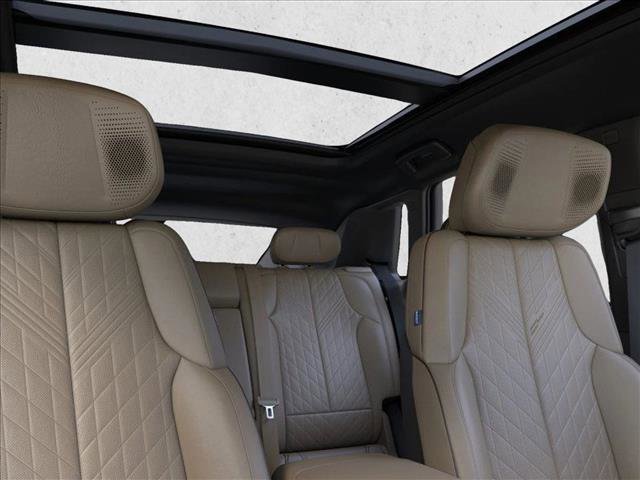 New 2026 Cadillac Lyriq V image 24