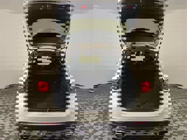 Certified 2026 Mercedes-Benz GLC 300 4MATIC image 35