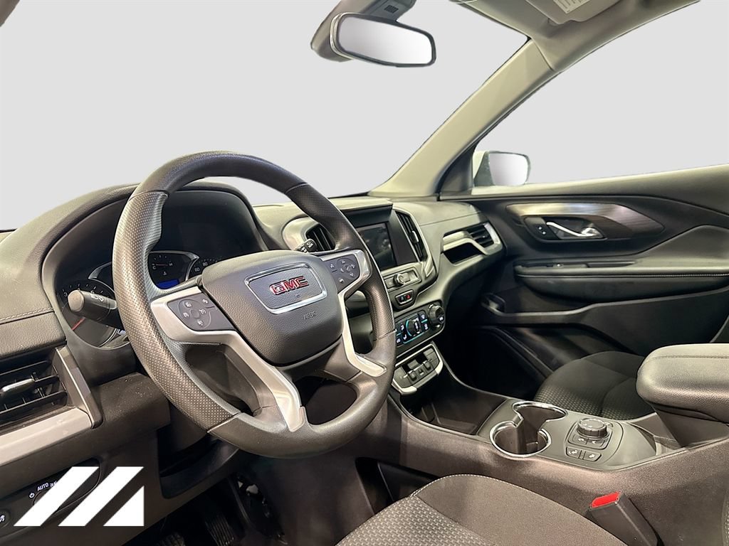 Used 2024 GMC Terrain SLE w/ Driver Convenience Package AWD/4WD image 9
