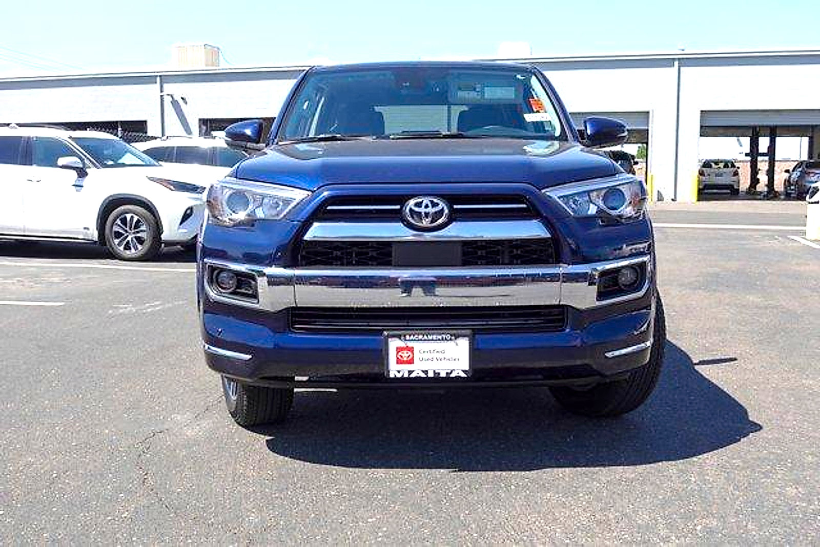 Used 2021 Toyota 4Runner Limited AWD/4WD image 3