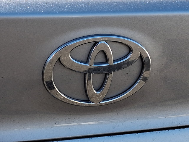 Used 2025 Toyota Camry LE FWD image 30