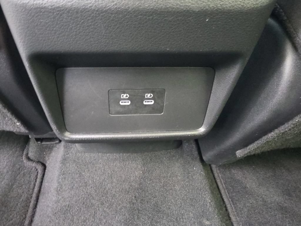 Certified 2025 Nissan Rogue SV FWD image 33