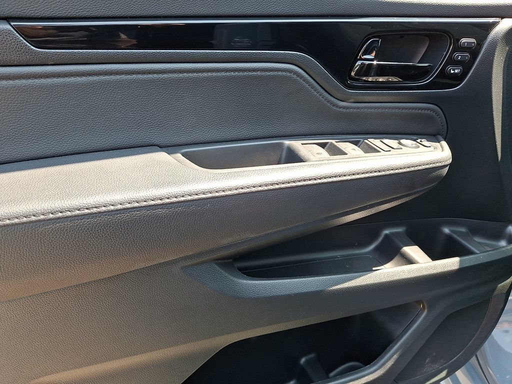 Used 2023 Honda Odyssey Touring image 12