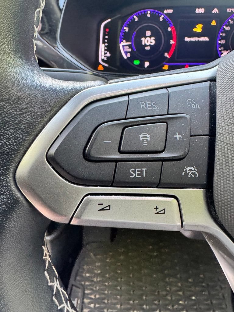 Used 2022 Volkswagen Taos SEL AWD/4WD image 18